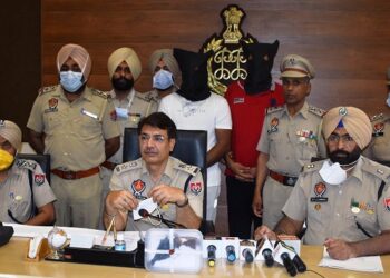 SSP Navjot Singh Mahal along with other officers giving information about cracking the blind and sensational murder of Manpreet Kaur.