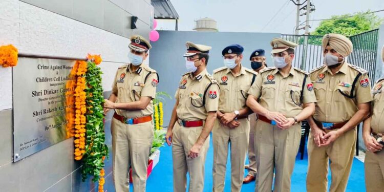 DGP DINKAR GUPTA DEDICATED STATE OF THE ART INDOOR SPORTS STADIUM & 'BOOK NOOK' A MODERN LIBRARY TO POLICE FAMILIES AND THEIR WARDS IN LUDHIANA