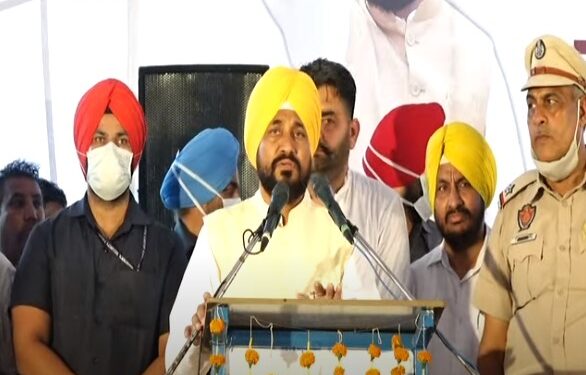 Punjab CM Charanjit Singh Channi thanking the people of Sri Chamkaur Sahib