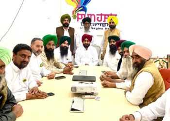 Punjab Chief Minister Charanjit Singh Channi on Saturday held a meeting with the farm organizations belonging to the Majha and Doaba regions in order to address their issues with regard to the Sugarcane crops.