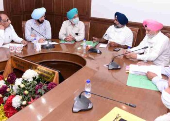 Higher Education and Languages Minister Pargat Singh during a meeting with the Federation of Managements of Non-Government Aided Colleges here at Punjab Bhawan today.