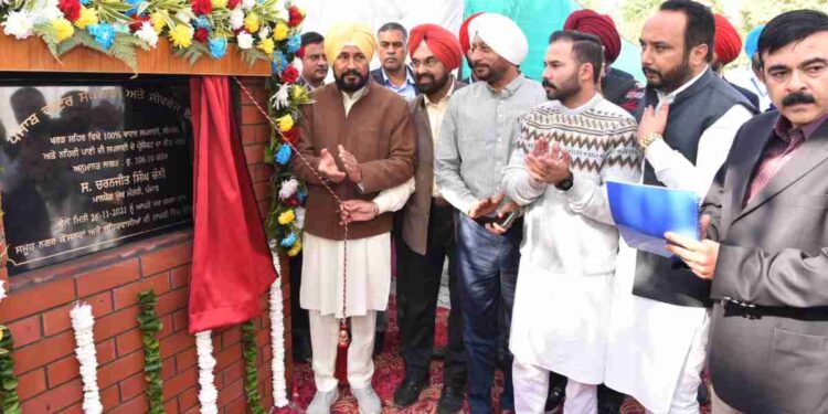 PUNJAB CM LAYS FOUNDATION STONES OF SLEW OF DEVELOPMENT PROJECTS WORTH RS. 127 CRORE AT KHARAR