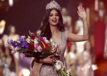 Chandigarh based Indian Girl Harnaz Sandhu Crowned Miss Universe 2021