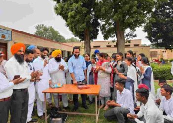 Education Minister Gurmeet Singh Meet Hayer today visited the Government Senior Secondary School in Garhshanker