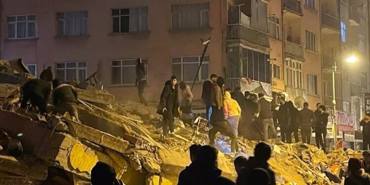 the death toll from the devastating earthquake that struck the two countries earlier this week has increased to 15,383 as of Thursday, according to authorities.