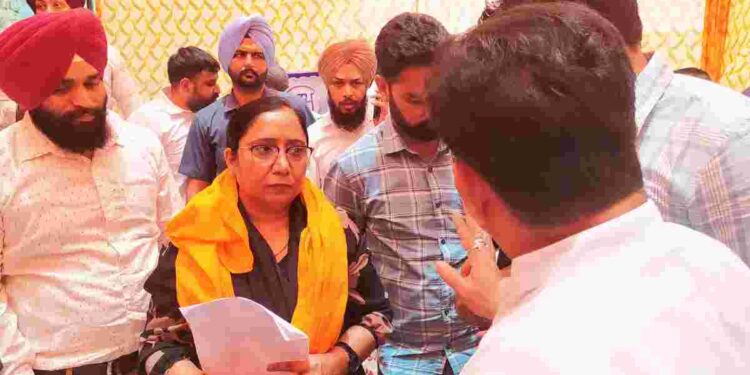 Dr. Baljit Kaur, today listened to the problems of the people