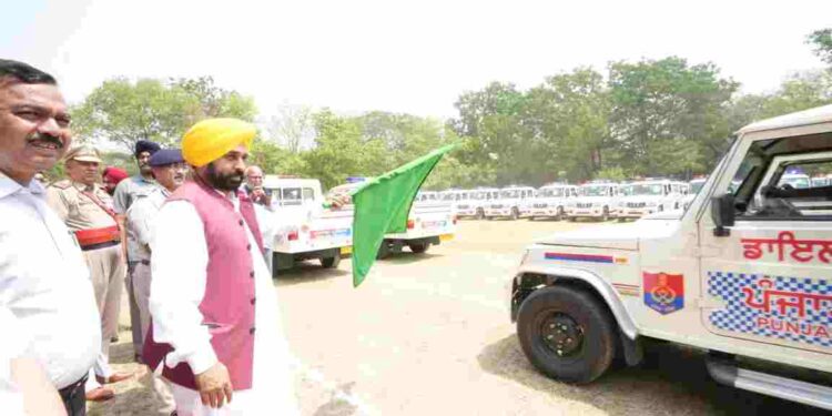 Punjab Chief Minister Bhagwant Mann on Tuesday flagged off a fleet of 98 Emergency Response Vehicles