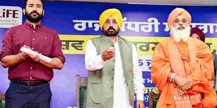 Punjab Chief Minister Bhagwant Mann on Monday gave a clarion call for launching a mass movement