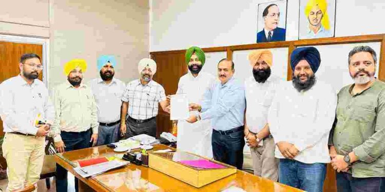 Transport Minister S. Laljit Singh Bhullar made this announcement during a meeting with representatives of the Tractor Dealers Association