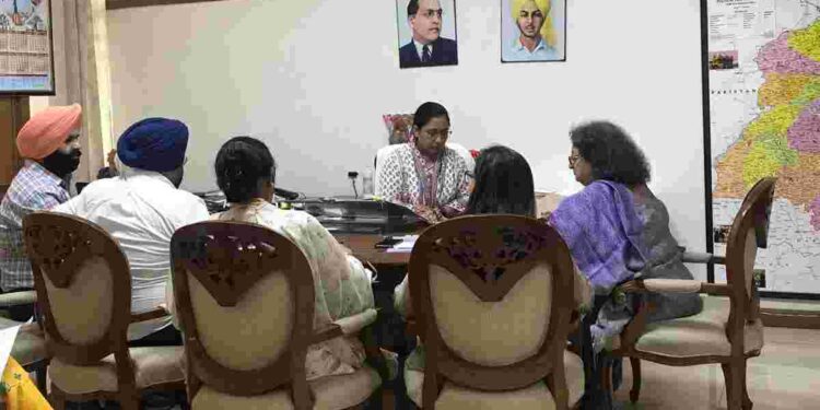 MINISTER DR. BALJIT KAUR HELD A MEETING WITH THE EDUCATION DEPARTMENT TO MAKE NECESSARY CHANGES IN THE ECCE POLICY OF THE STATE