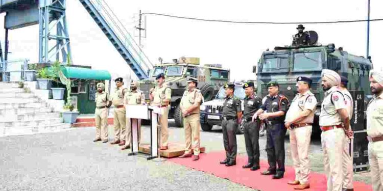 SPL DGP LAW AND ORDER CHAIRS HIGH-LEVEL MEETING OF POLICE, ARMY, CIVIL ADMINISTRATION AND OTHER SECURITY AGENCIES IN PATHANKOT