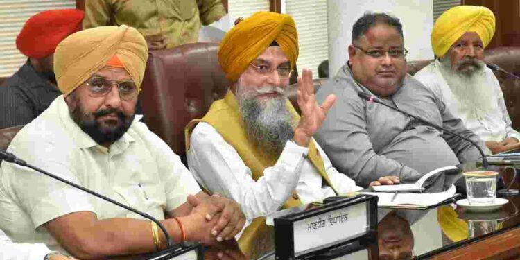 Speaker Kultar Singh Sandhwan orders all-possible assistance to chilli growers of Ferozepur belt