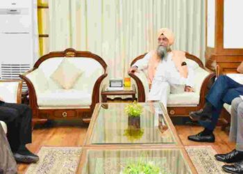 Speaker Mr. Kultar Singh Sandhwan on Monday held discussions with the concerned departments