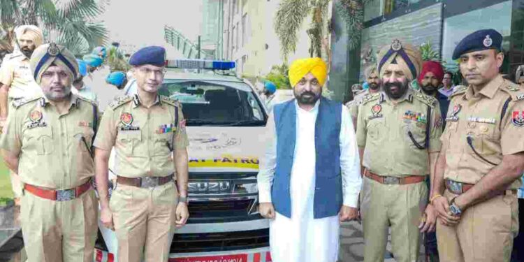 Chief Minister Bhagwant Mann on Tuesday reviewed the launching of the Road Safety Force (Sadak Surksha Force)