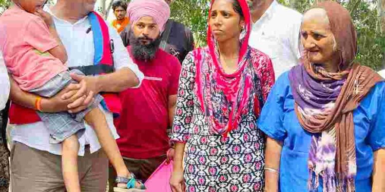 On CM directives, Jimpa takes stock of on ground situation in flood-affected areas of Hoshiarpur district