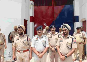 PUNJAB POLICE, PRISON DEPTT JOINTLY CONDUCT SIMULTANEOUS SEARCHES AT 25 JAILS IN PUNJAB