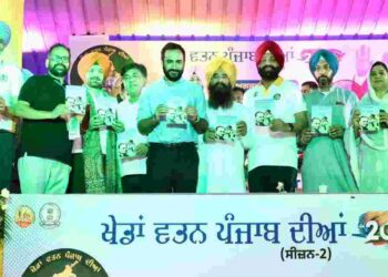 released the book 'Hockey Da Jadugar Major Dhyan Chand'. This children's literature book has been written by Navdeep Singh Gill, Sports Minister's Public Relations Officer and sports writer