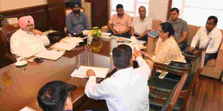 Punjab government to address mushroom growers' issues promptly for ensuring crop diversification, assures Chetan Singh Jauramajra