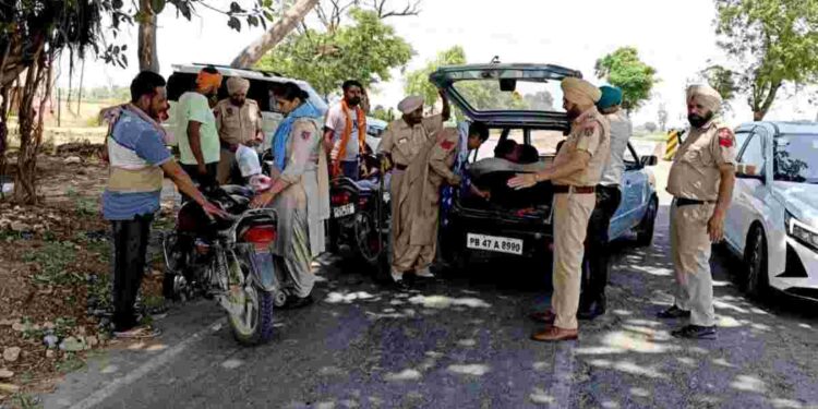 PUNJAB POLICE CONDUCTS CHECKING OF VEHICLES ACROSS STATE