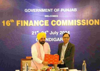 CM SEEKS SPECIAL PACKAGE FOR STATE FROM THE FINANCE COMMISSION