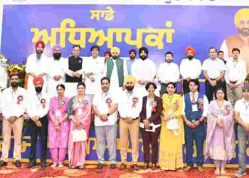 CM ANNOUNCES TO FILL ALL THE VACANT POSTS OF PUNJABI TEACHERS IN GOVERNMENT SCHOOLS