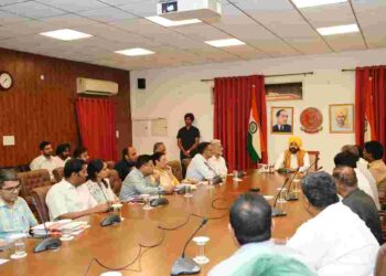 CM reviews arrangement for paddy procurement in state