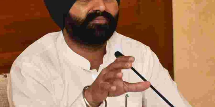 Transport Minister Laljit Singh Bhullar cracks down heavily on Illegal Permit Clubbing