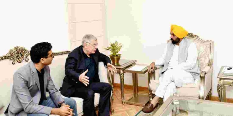 CM vows to emerge Punjab as digital hub of the country