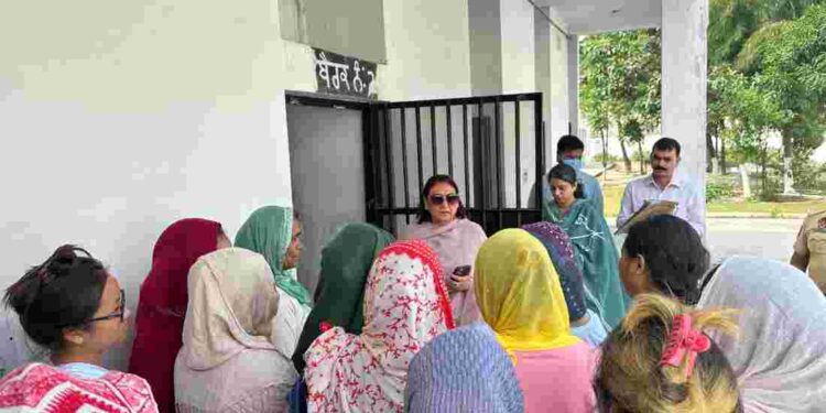 Punjab State Women’s Commission Chairperson Raj Lali Gill Visits Nabha District Jail