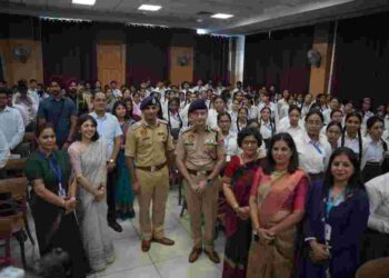 DGP GAURAV YADAV FLAGS-OFF 14 PCR VANS, VOWS TO MAKE LUDHIANA AS SAFEST CITY