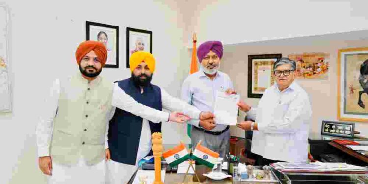 Punjab Cabinet Ministers Seek Governor's Intervention for Swift Rice Lifting