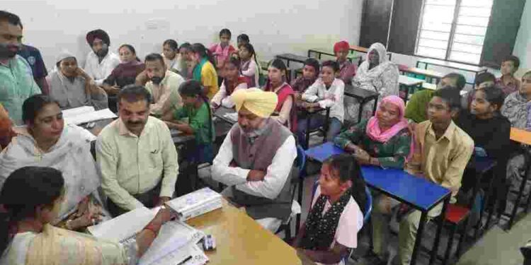 Business Blaster Program Bears Fruit Empowering Students' Entrepreneurial Spirit - Harpal Singh Cheema