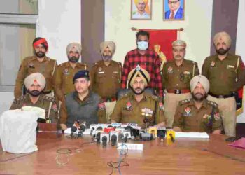 PUNJAB POLICE RECOVERS 5.1 KG HEROIN FROM AMRITSAR; ONE HELD