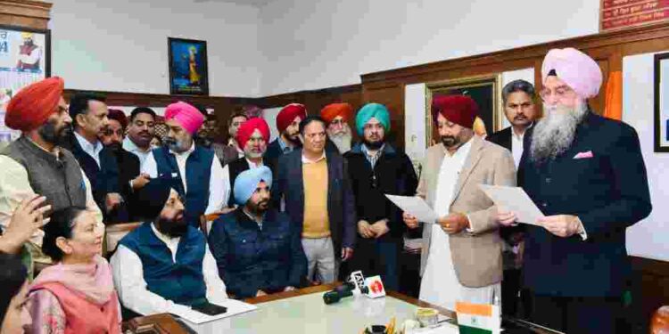 Speaker Sandhwan administers oath to Kuldeep Singh Kala Dhillon as MLA