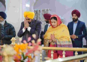 CM PAYS OBEISANCE AT GURDWARA SRI BHABHOR SAHIB