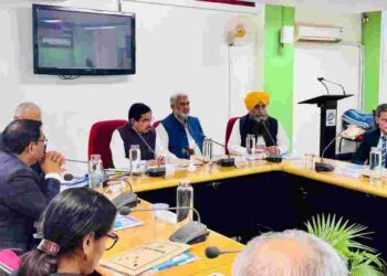 PUNJAB ACTS AS BRIDGE IN FACILITATING MEETING BETWEEN UNION GOVT & FARMERS