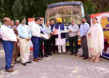 HARJOT BAINS DEDICATES NEW BUS FOR ROPAR SCHOOL TO EMPOWER EDUCATION JOURNEY