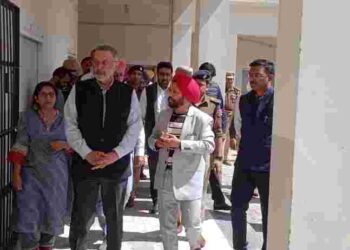 Yudh Nashian Virudh: Health Minister Dr Balbir Singh reviews performance of Drug De-addiction Centres of Sangrur and Barnala Districts