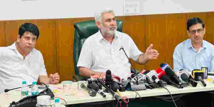 Government Procurement Crosses 100 LMT; Rs. 22,815 Crore Credited to 6 Lakh Farmers : Lal Chand Kataruchak