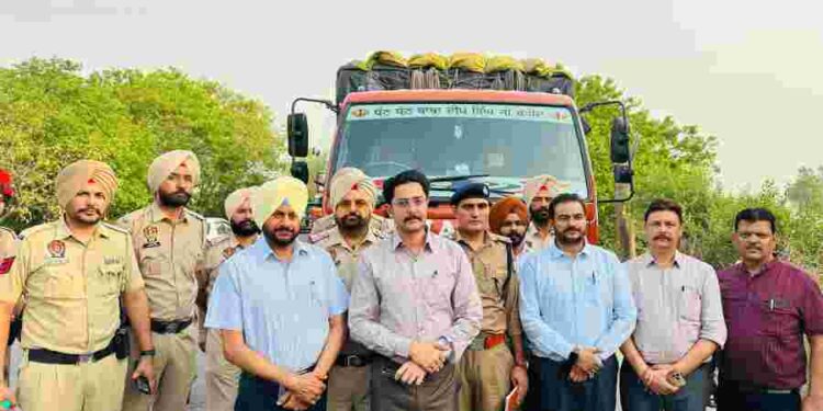 Punjab’s Crackdown on Spurious Liquor Scores Major Success: Patiala Police and Excise Department Seize 600 Liters of Methanol