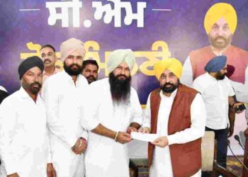 LOK MILNIS AIMED AT GIVING FILLIP TO DEVELOPMENT OF VILLAGES AND REDRESSING GRIEVANCES OF PEOPLE: CM