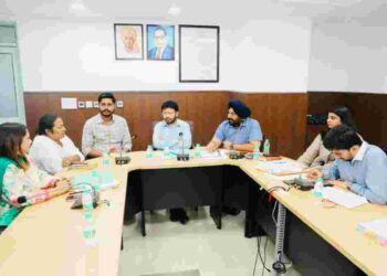 DR. RAVJOT SINGH REVIEWS ARRANGEMENTS OF MUNICIPAL CORPORATIONS; ISSUES DIRECTIVES TO ENSURE THOROUGH SEWERAGE CLEANING BEFORE MONSOON SEASON