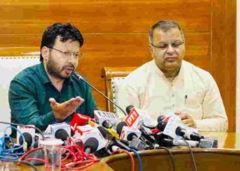 OFFICERS TO MONITOR ROAD SEGMENTS FOR ENHANCED URBAN INFRA: DR. RAVJOT SINGH