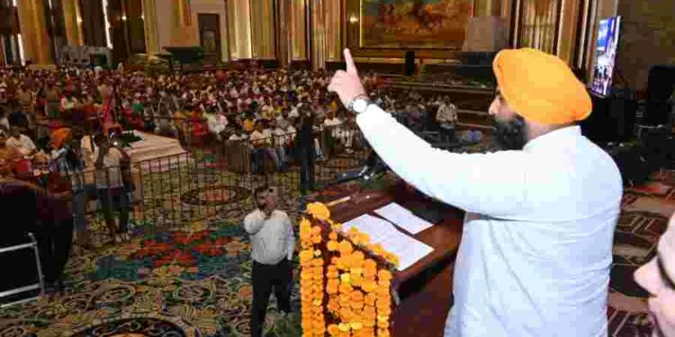 HARJOT BAINS EXHORTS 'PINDA DE PEHREDARS' TO TAKE ANTI-DRUG MESSAGE TO EVERY HOUSEHOLD
