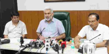 PROCURES 100 PERCENT WHEAT CROP ARRIVING IN GRAIN MARKETS OF STATE: LAL CHAND KATARUCHAK