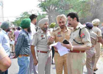 ‘Yudh Nashiyan Virudh’: SSP Leads Demolition of Illegal Structures Built by Drug Smugglers