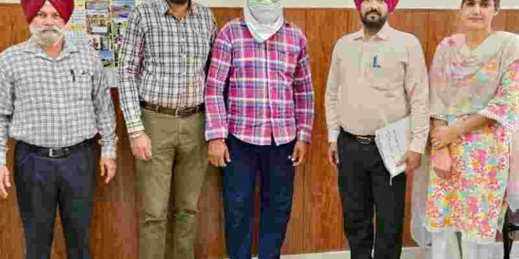 Vigilance Bureau apprehends Meter Reader absconding in bribery case