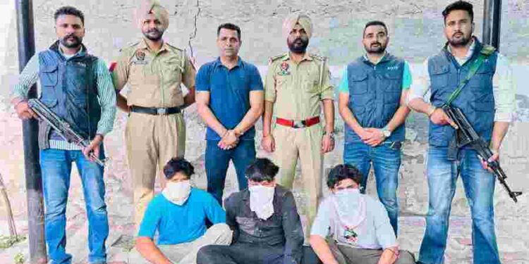 THREE NOTORIOUS CRIMINALS ARRESTED FROM SRI MUKTSAR SAHIB; 174GMs HEROIN, TWO PISTOLS RECOVERED
