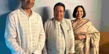 Anup Jalota and Sona Vaid's Ghazal "Dosti Pyar Wafa" Directed by Ranbir Kumar released