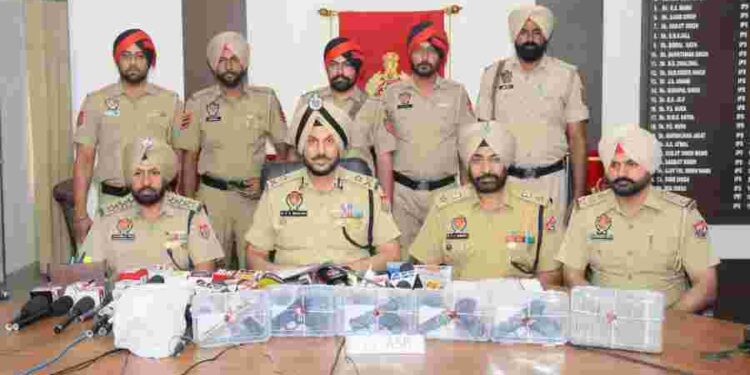 BIG BLOW TO INTERNATIONAL NARCO-ARMS NETWORK; NINE HELD WITH 1.15KG HEROIN, 5 SOPHISTICATED WEAPONS, ₹9.7L DRUG MONEY IN AMRITSAR